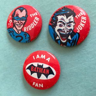 Batman 7/8 buttons 1966 near set 13/14,  variation Joker Riddler Robin Batmobile 5