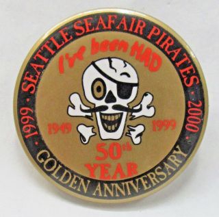 1999 - 2000 Seattle Seafair Pirates Hydroplane Race Boat Pinback Button