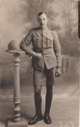 Old Vintage Photo Military Soldier Uniform Shorts Pith Helmet F2