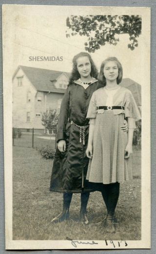 104 The Best Of Friends,  Teen Girls In 1913,  Vintage Photo