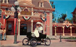 Disneyland Postcard City Hall Vintage Auto Asi Triangle P12286 Ca 1950s