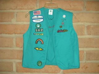 Girl Scout Uniform Green Vest With Pins & Patches Sz Large 14 - 16