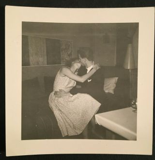 Vintage B&w Photo Of Cute Couple Kissing In The Basement Corner 3668