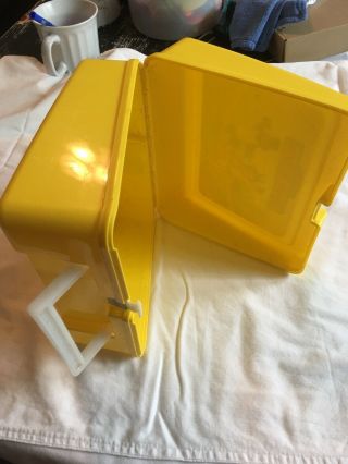 “Vintage” The World of Teddy Ruxpin Yellow Plastic Lunch Box 3