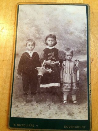 Victorian Cdv Photo Of 3 Small Children Looking Forlorn