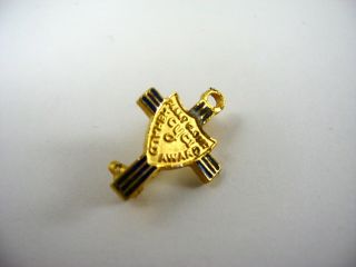 Vintage Collectible Pin: Cyci Herald Award Religious Cross Design