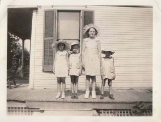Vintage Photo Snapshot Girls Pose In A Row Matched Dresses Hats Sisters? 1930s