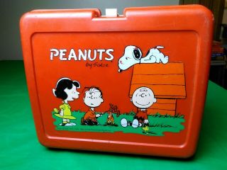 Vintage Peanuts Snoopy Lunchbox Red Plastic