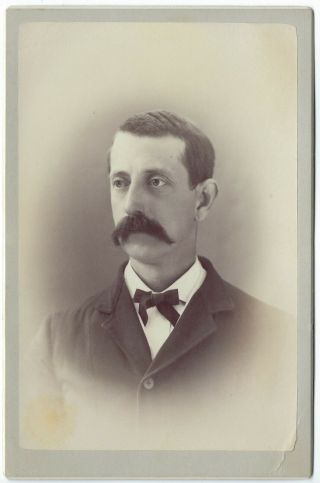 Mustache Champion.  Late 1800s Cabinet Card Photo L.  V.  Bean Sioux Falls Dakota