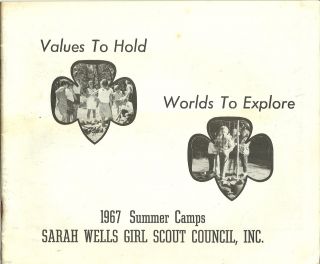 Vintage Girl Scout - 1967 Camp Brochure - Sarah Wells Council - Shippiing
