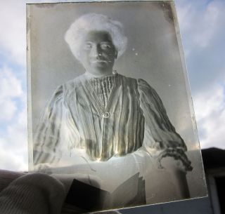 Antique Photographic Negatives Glass Plate - Portrait Of A Lady With Book
