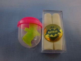 Vintage 1966.  " I Am A Batman Crimefighter " - Pinback Button & Bat Ring - L@@k