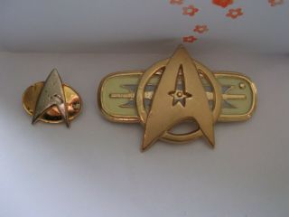 Star Trek Large Starfleet Command Pin (1987) And Smaller Pin (1988)