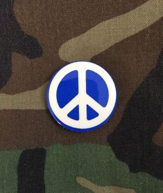 Vintage Pinback Peace Sign Button Anti - Vietnam War Protest Pin Made In Pa.  Usa