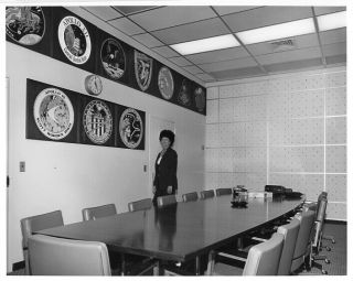 Kennedy Space Ctr / Orig Nasa 8x10 Press Photo - Crew Quarters Conf Room