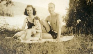 J107 Vtg Photo Bathing Swim Suit Family At The Lake,  Blanket Pose C 1940 
