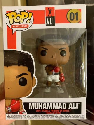 Funko Pop Sports Legends Muhammad Ali 01 4in Vinyl Figure In Hand