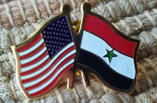 Usa American Yemen Arab Republic Friendship Flag Lapel Pin North Yemen 1962 - 1990