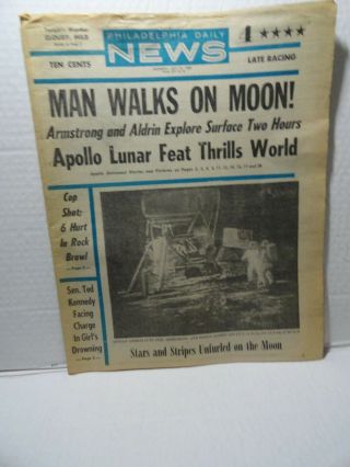 Philadelphia Daily News Newspaper - July 21 1969 - Man Walks On Moon - Apollo
