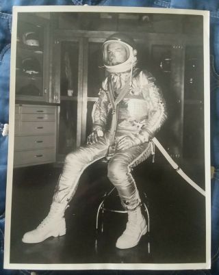 Vintage 8 X 10 Photo,  Astronaut In Suit And Helmet,  Nasa Program