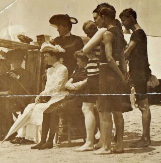 Watching From The Shore - Large 1910s Photo - Edwardian Swimsuits On The Beach