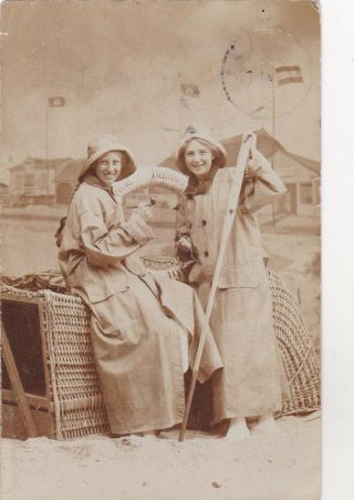 Old Photo Young Women Fashion Girls Fishing Lifebelt Lifebuoy 1910s F2