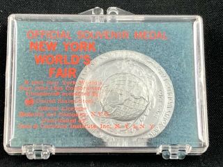 Official Souvenir Medal York World 