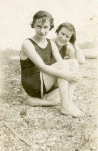 N402 Vtg Photo Two Bathing Swim Suit Girls,  Rocky Beach C 1926