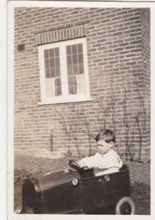 Old Vintage Photo Children Toy Pedal Car Garden W1