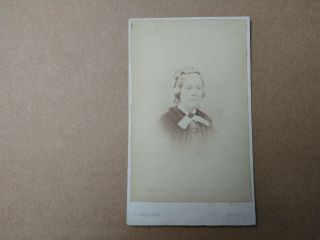 Cdv Victorian Photograph Of A Lady By S Marshman Of Devizes