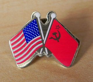Vintage Unites States & Ussr Russia Flag Lapel Pin