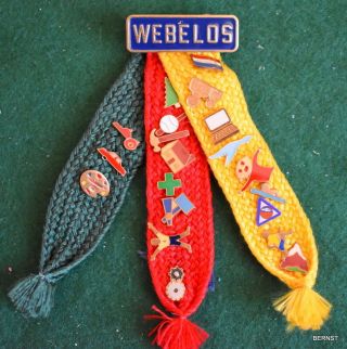 Vintage Boy Scout - Cub Webelos Colors Straight Top With 20 Pins
