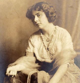 Languishing Young Woman W/ Chiffon Shawl - Vinatge 1910s Photo Portrait