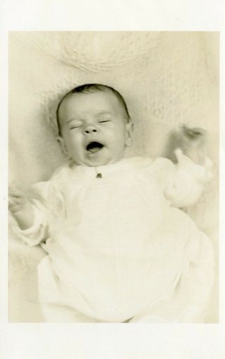 Vintage Image B&w Postcard Photograph Crying Baby Studio Pic Early 1900 