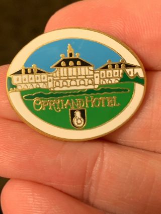 Vintage Opryland Hotel Tennessee Lapel Pin (cc)