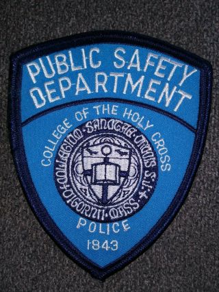 Holy Cross College Worcester Massachusetts Ma Police Public Safety Patch - O/s