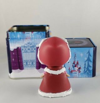 Funko Mystery Minis Disney Treasures Beauty and the Beast Winter Belle Snowflake 2