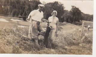 Old Vintage Photo Golf Course Man Woman Clubs Bag Sport Fashion 1930s Oc2