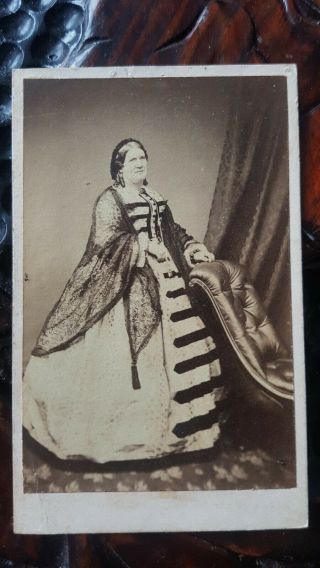Antique Cabinet Photograph Of A Wealthy Woman