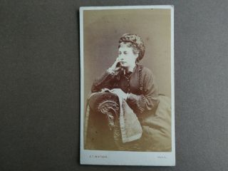 Cdv Victorian Photograph Of A Lady By E T Watson Of Hull