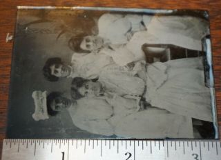 1860S - 70S TIN TYPE PHOTO GROUP OF 4 WOMEN 2