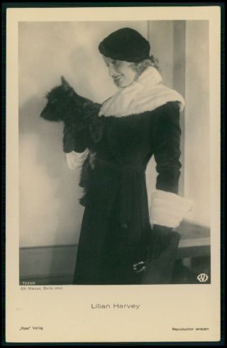 Lilian Harvey With Scottie Scottish Terrier Dog 1930s Photo Postcard