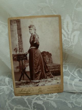 Antique Cabinet Card Photo 1800 