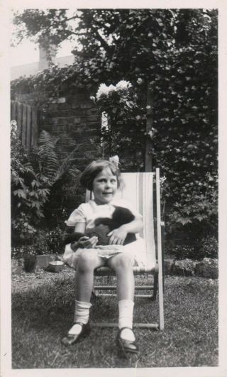 Vintage Photo Little Girl In Deckchair Holding A Cat 1930s