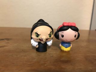 Disney Pint Size Heros Snow White And Old Hag