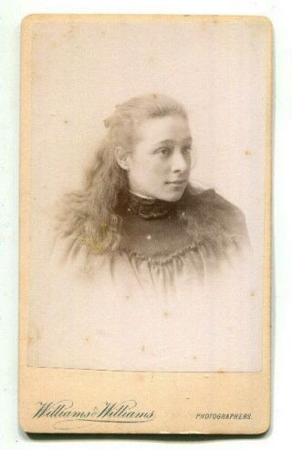 1890s Cdv Photograph By Williams & Williams Portrait Of Young Woman