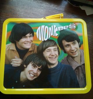 The Monkeys Lunch Box Made In 1997 China No Thermos