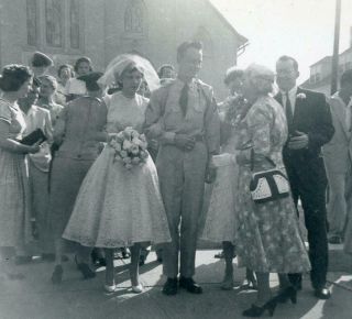 Q238 Vtg Photo Bride & Groom,  Wedding Group On Curb C Mid Century