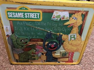 Vintage Sesame Street 1979 Aladdin Metal Lunch Box 2