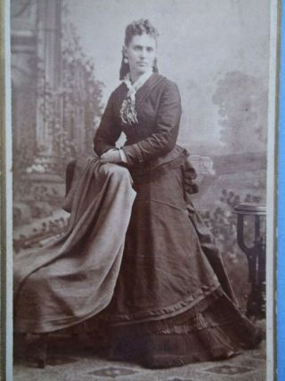 Cdv Lovely Young Woman Great Dress Scarf Earrings Back Plate Chicago Il